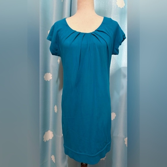 Diane Von Furstenberg Dresses & Skirts - Diane Von Furstenburg knit shift dress. 4